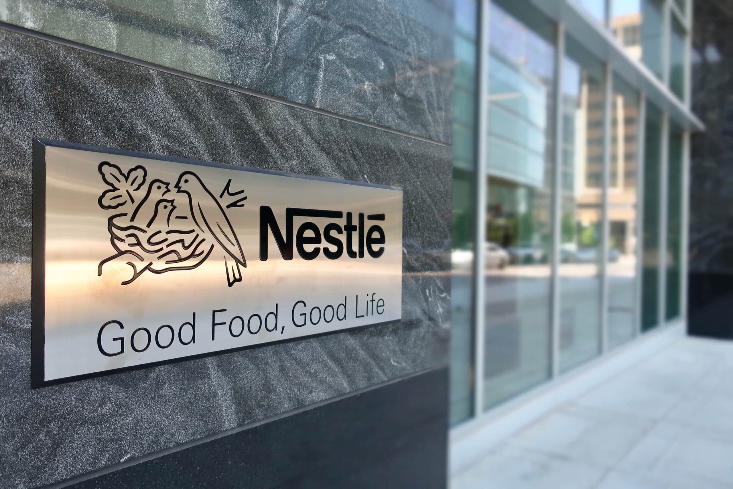 Nestlé lanza dos nuevos sabores de yogures Duas Camadas - THE FOOD TECH -  Medio de noticias líder en la Industria de Alimentos y Bebidas